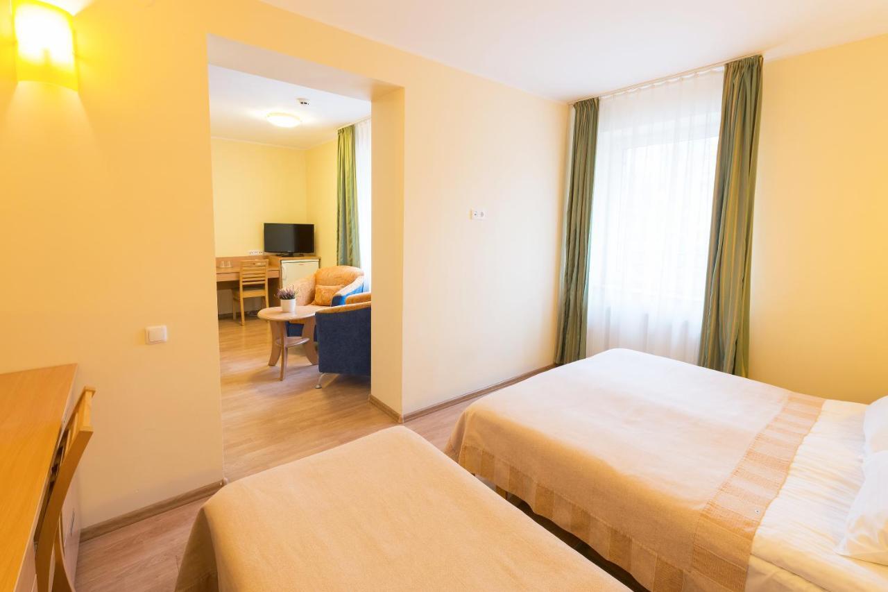 Hotel Vita Self Check In Друскининкай Экстерьер фото